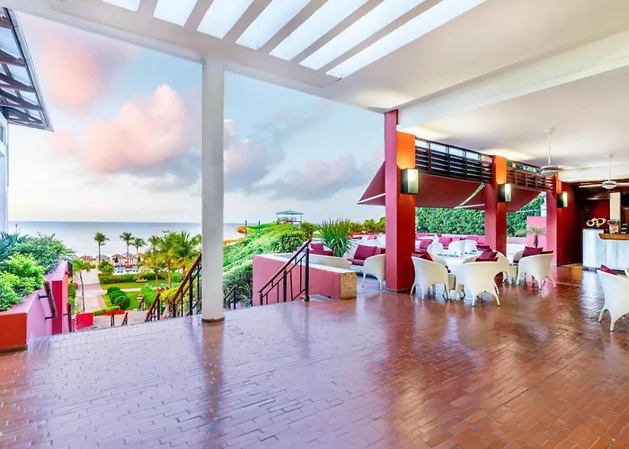 Grand Decameron Panama, A Trademark All Inclusive Resort