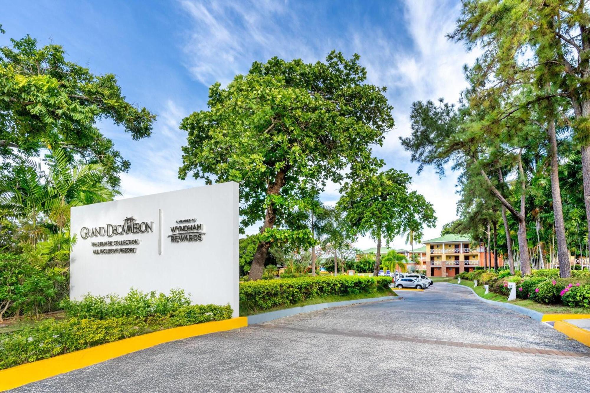 Grand Decameron Panama, A Trademark 4*